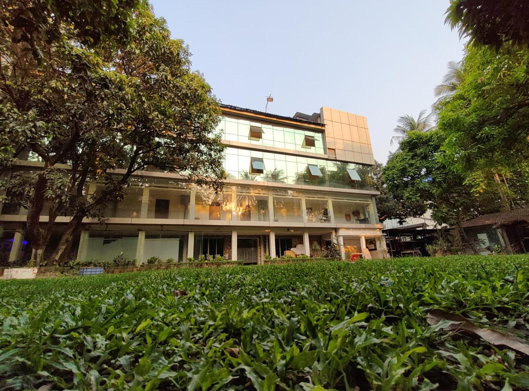 Sher-E-Punjab Kolkata Bagian luar foto