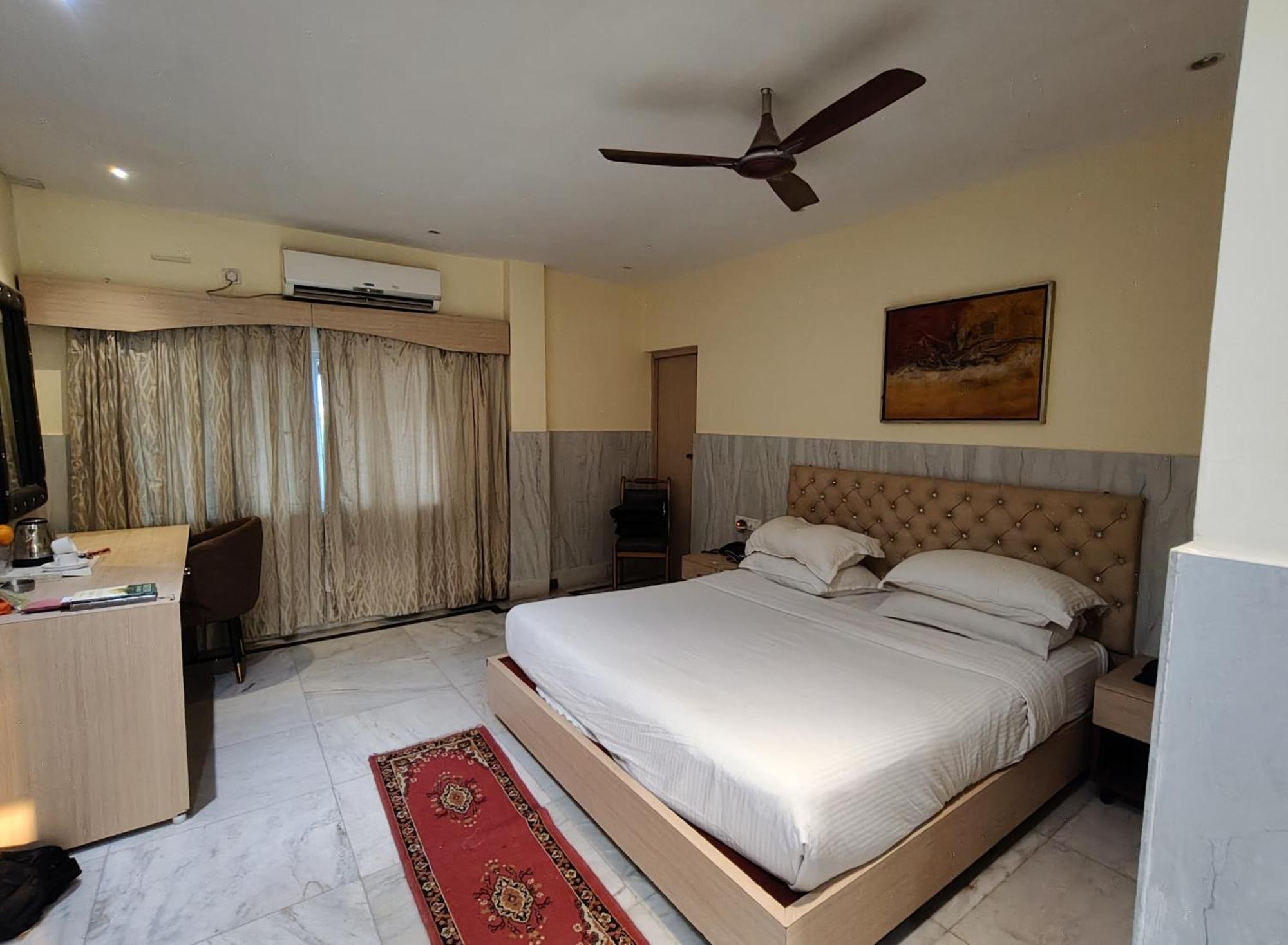 Sher-E-Punjab Kolkata Bagian luar foto